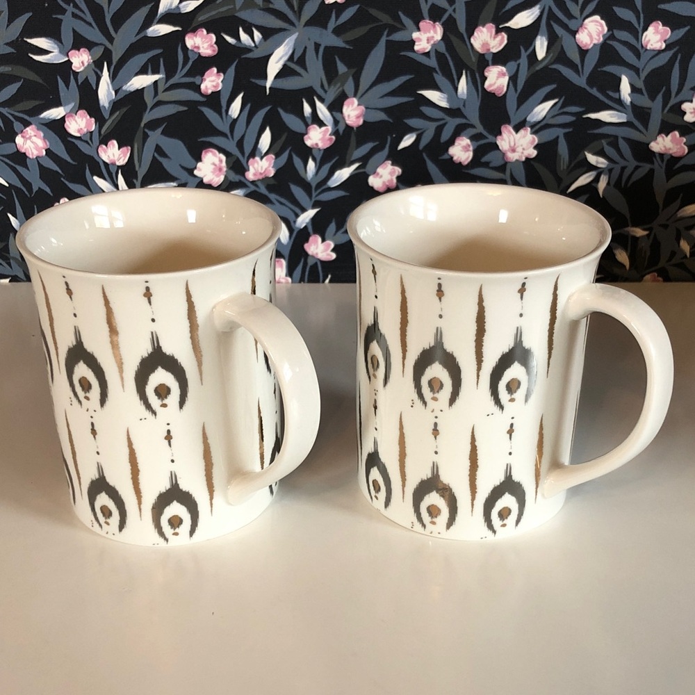 Set of 2 Grace's Teaware Grey Ikat collection mugs
